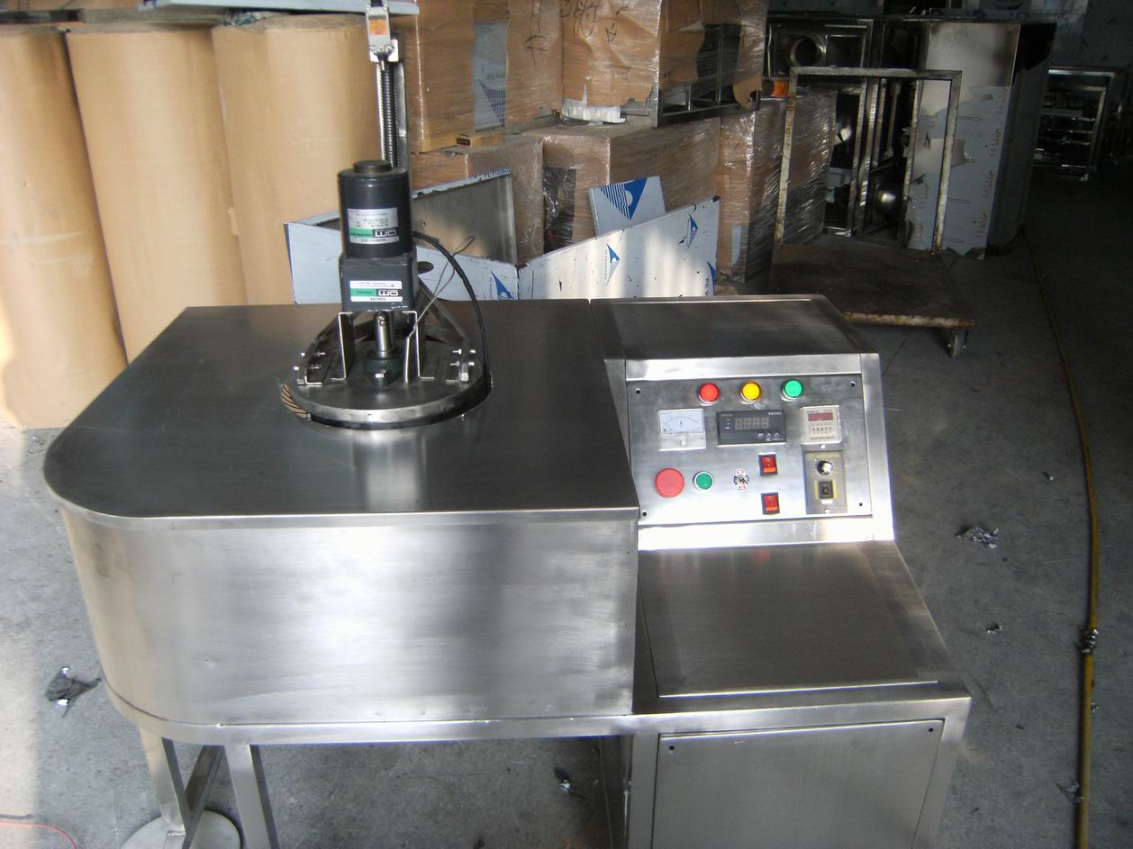 實(shí)驗(yàn)用微波提取反應(yīng)設(shè)備